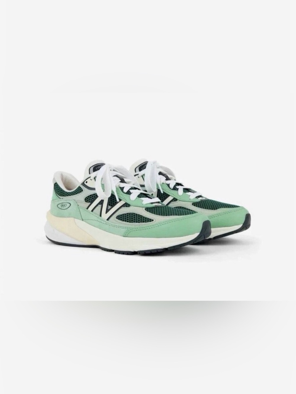 New Balance 990v6 Avocado Natural Mint Sneakers Men’s size 8 Women’s 9.5